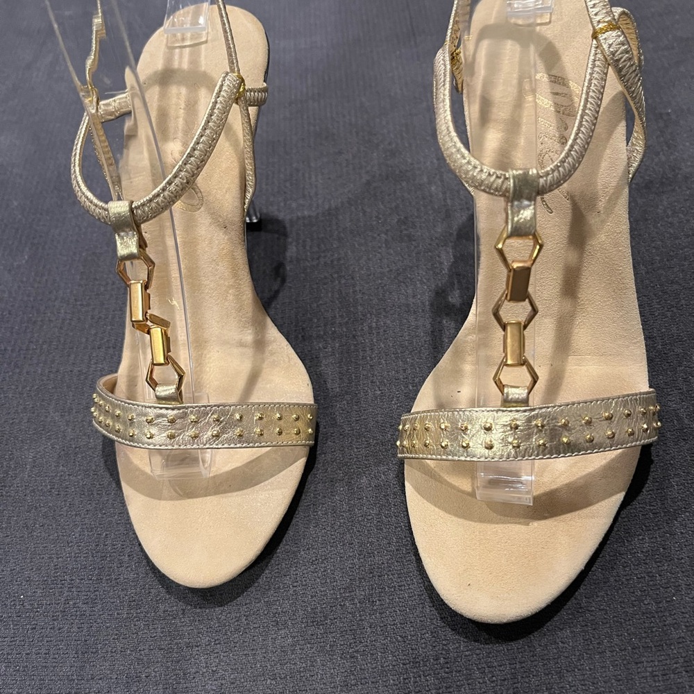 Onex heels. Great for parties. Wore once. Gold tone with clear 3.5 “ heels.